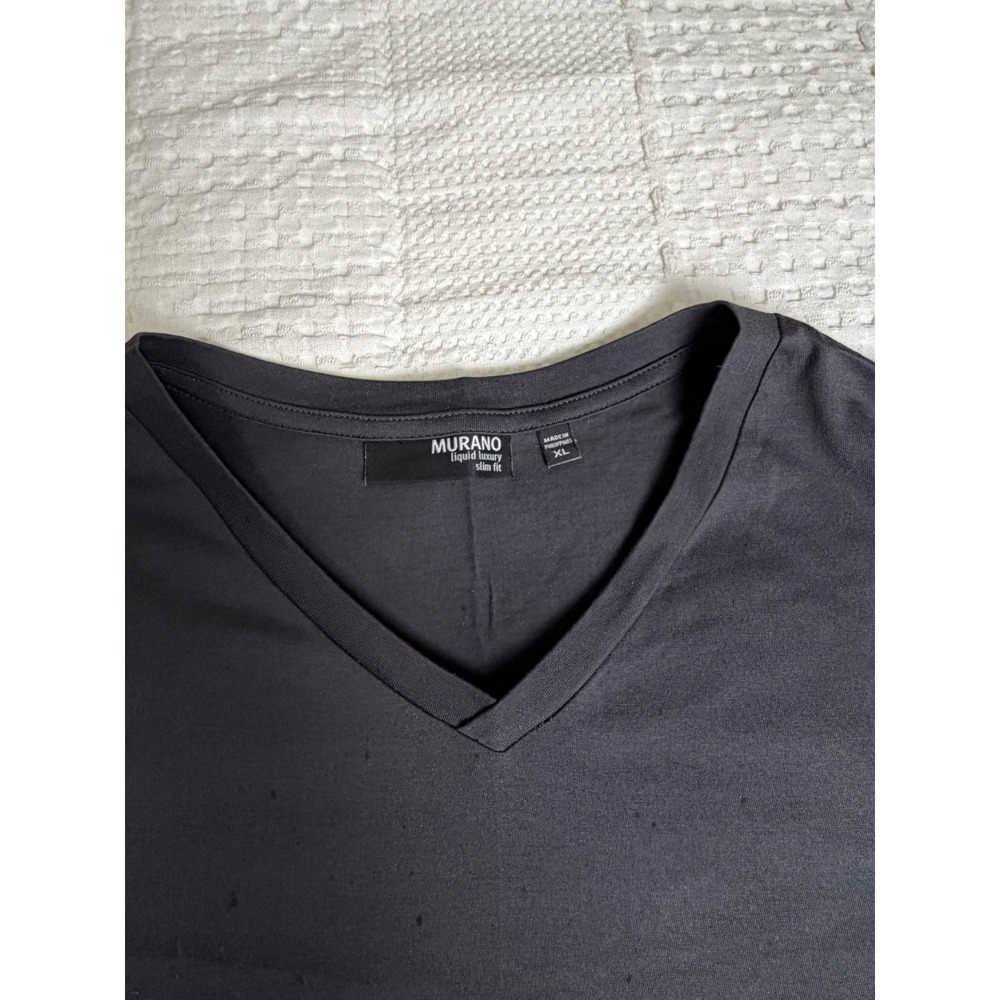 Murano Liquid Luxury Slim Fit V-Neck T-Shirt Mens XL Charcoal Gray  Athleisure